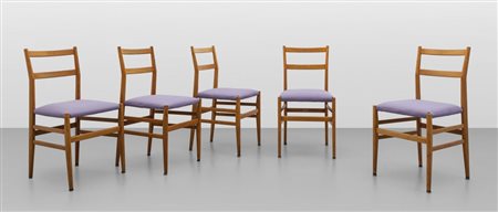 GIO PONTI Cinque sedie "Leggera" per CASSINA, 1951. Legno di frassino,...