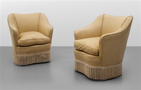 GIO PONTIDue poltrone per CASA E GIARDINO, 1938. Struttura e gambe in legno,...