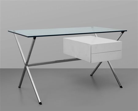 FRANCO ALBINI Uno scrittoio disegnato nel 1939 per il salone Elisabeth Arden,...