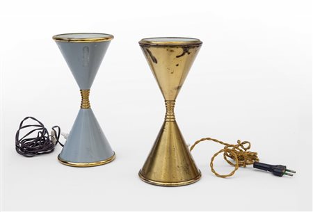 ARREDOLUCE Due lampade da tavolo, anni '60. Ottone zapponato, ottone...