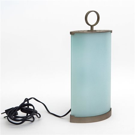 GIO PONTI Una lampada da tavolo "Pirellina" per FONTANA ARTE, 1967. Ottone...