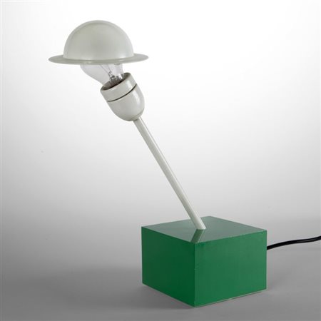 ETTORE SOTTSASS Una lampada da tavolo "Don" per STILNOVO, 1977Alluminio...