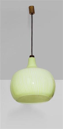 MASSIMO VIGNELLI Una lampada a sospensione per VENINI, circa 1954-1955. Vetro...