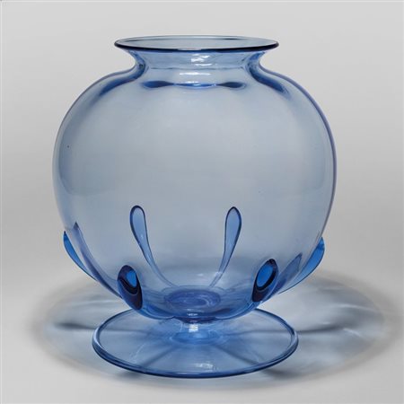 VITTORIO ZECCHIN, CAPPELLIN VENINI & C. Un vaso di vetro trasparente con...