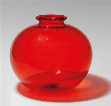 VITTORIO ZECCHIN, PAULY & C.Un vaso in vetro trasparente con bolle disposte...