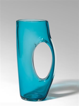 Un vaso della serie "Forati", modello 4514, circa 1951. Marcato all'acido...