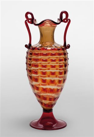 FRATELLI TOSO Un vaso in vetro soffiato, anni "20. Altezza cm 47.