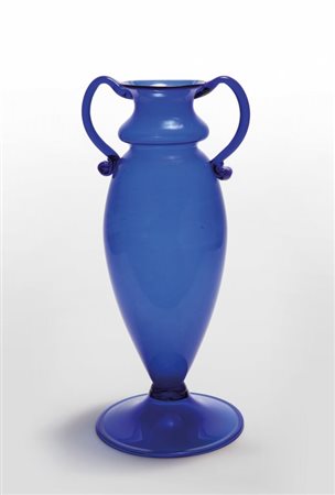 NAPOLEONE MARTINUZZI, VENINI Un vaso in vetro trasparente soffiato, anni '30....