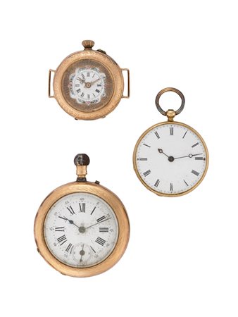 Lotto composto da tre orologi da tasca in oro 18K, di cui due con carica...