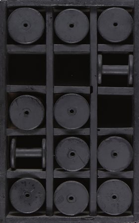 NEVELSON LOUISE (1899 - 1988) Senza titolo. 1983. Legno. Cm 38,00 x 61,00 x...
