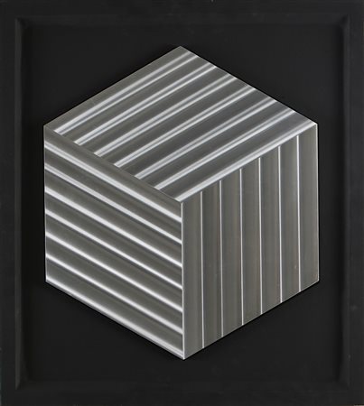 ALVIANI GETULIO (n. 1939) Centro virtuale. . Alluminio. Cm 48,00 x 42,00....