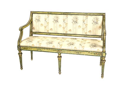 Divano in legno laccato in due tonalità di verde pastello, con cornici...