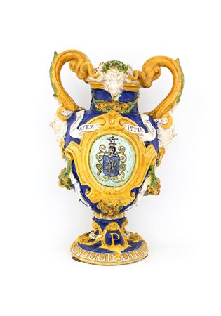 Due vasi in maiolica policroma, Torino Accademia Albertina, 1875