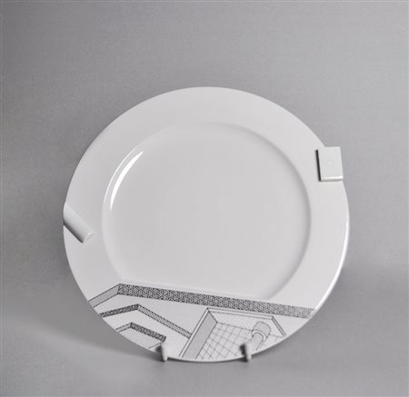 Ettore Sottsass (Innsbruck 1917 - Milano 2007) Piatto modello Lettuce,...
