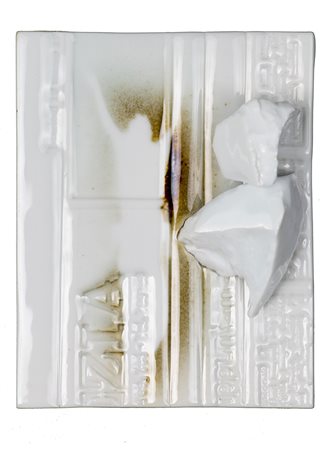 GIUSEPPE LUCIETTI (1936) Senza titolo Ceramica smaltata cm 10x8 Provenienza...