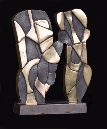 PIETRO CONSAGRA (1920-2005) Bifrontale, 1987 Scultura in bronzo lucidato a...