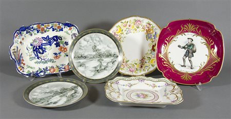 Lotto di 6 piatti in porcellana policroma. Misure diverse.