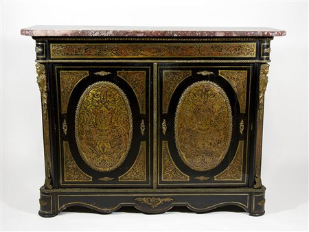 Credenza a 2 ante in legno nero e lavorazione boulle, intarsi e fregi in...