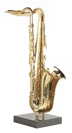 Arman, Nizza 1928 - 2005, Sassofono sezionato, Scultura in bronzo dorato,...