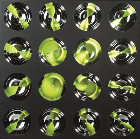 FRANCO COSTALONGA (1933) Oggetto cromocinetico 16 sfere, 1970-73 Sfere in...