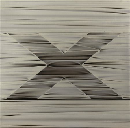UMBERTO MARIANI (1936) Alfabeto Afono: X, 1975 Acrilico su tela 74 x 74 cm...