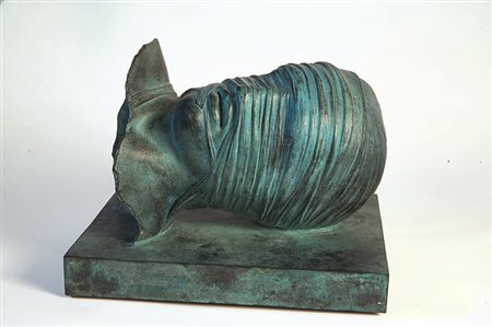 IGOR MITORAJ (1944 - 2014) Hypnos, 2001 Bronzo patina verde e blu 40 x 51 x...