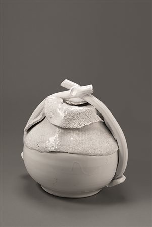 ANTONIO RECALCATI (Bresso 1938) Senza titolo, S.d. Ceramica invetriata...