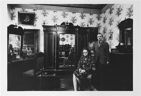 GIANNI BERENGO GARDIN (1930) Luzzara, 1975 Stampa in bianconero ai sali...