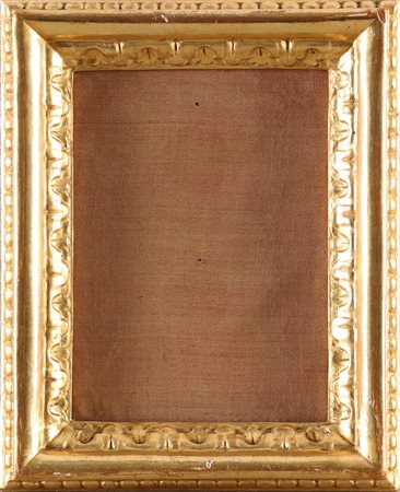 MANIFATTURA DEL XVIII SECOLO Cornice in legno dorato. . Cm 13,00 x 17,00.