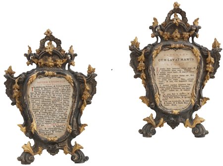 MANIFATTURA VENETA DEL XVIII SECOLO Coppia di cartaglorie in legno dorato,...