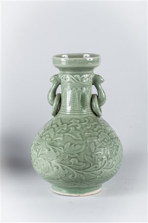 Arte Cinese Vaso in porcellana celadon Cina, inizio XX secolo. -. Cm 21,00 x...