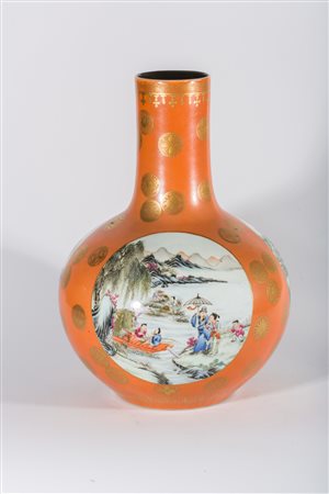 Arte Cinese Grande vaso globulare con decorazione dorata su fondo arancio...
