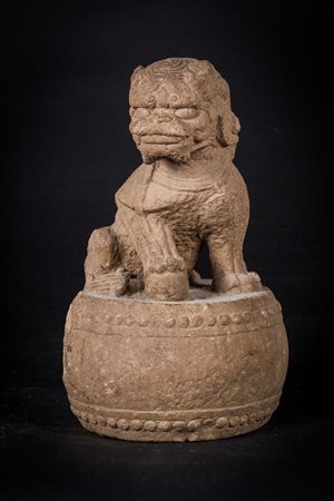 Arte Cinese Scultura in pietra raffigurante un cane di pho Cina, dinastia...