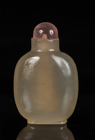 Arte Cinese Tabacchiera in giada Cina, XIX - XX secolo . -. Cm 4,00 x 6,00....