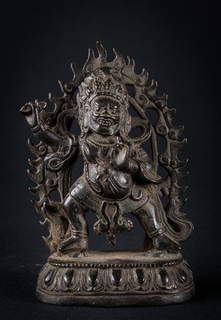 Arte Cinese Scultura in bronzo raffigurante Vajrapani Cina/Tibet, XIX secolo...