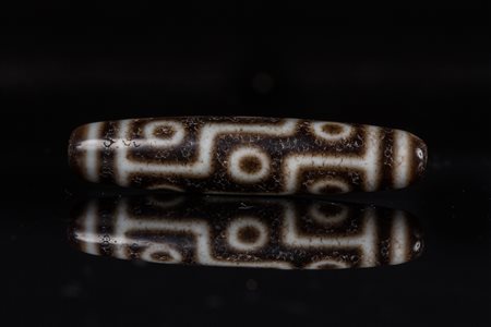 Arte Himalayana Dzi con nove occhi . -. Cm 1,00 x 5,00. Arte Himalayana A...