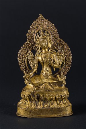 Arte Himalayana Scultura in bronzo dorato raffigurante Tara Verde Nepal, XIX...