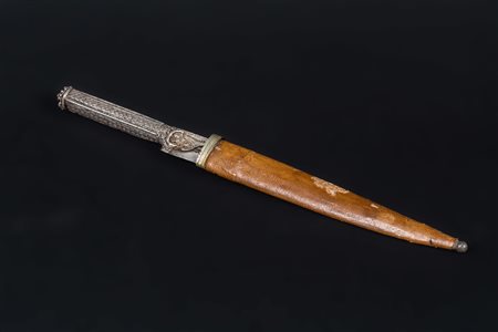 Arte Islamica Pugnale ottomano con dettagli in filigrana d'argento Turchia,...