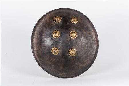 Arte Islamica Scudo indo-persiano in pelle di elefante XVIII - XIX secolo . ....