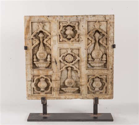 Arte Indiana Chini Khana in marmo scolpito India Mughal, XVIII secolo . -. Cm...