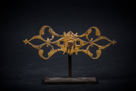 Arte Islamica Elemento architettonico in bronzo o ottone Turchia ottomana,...