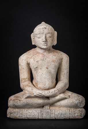 Arte Indiana Scultura Jain in marmo raffigurante uno dei tirthankara India,...