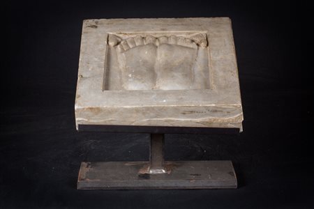 Arte Indiana Impronta di Vishnu in pietra India, XIX secolo . -. Cm 31,00 x...