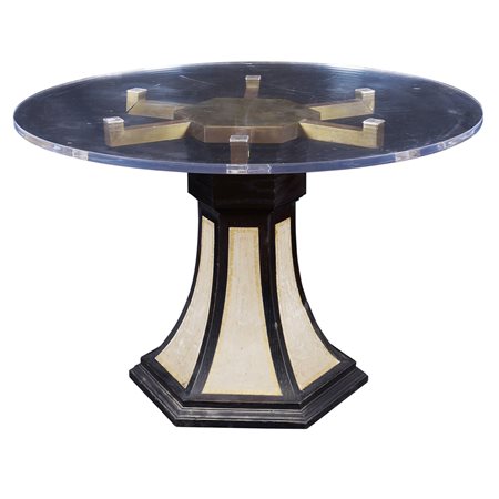 Tavolo da centro con piano circolare in plexiglass anni '70 dim. 74x110 cm....