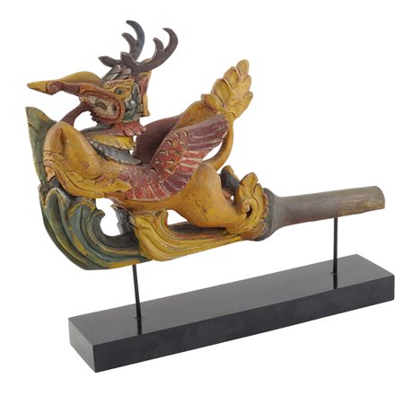 Scultura in legno laccato in policromia manifattura sudamericana del XX Sec....