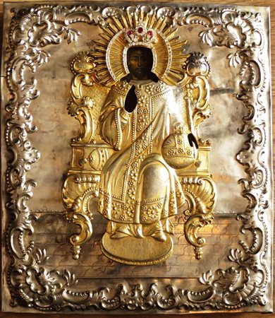 ICONA, Icona su tavola con riza in argento e doratura aureola e corona...