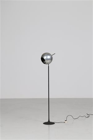 SARFATTI GINO (1912 - 1985) Lampada da terra in metallo con riflettore a...