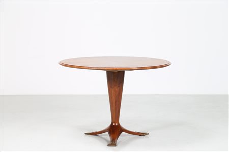 PARISI ICO (1916 - 1996) Tavolo in noce nazionale e ottone, piano con disegno...