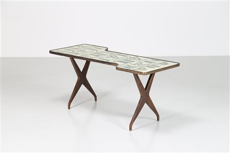 BEGA MELCHIORRE (1898 - 1976) Tavolino in legno con bordo in ottone e piano...