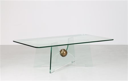 CHIESA PIETRO (1892 - 1948) Tavolo da caffè in ottone e cristallo, per...